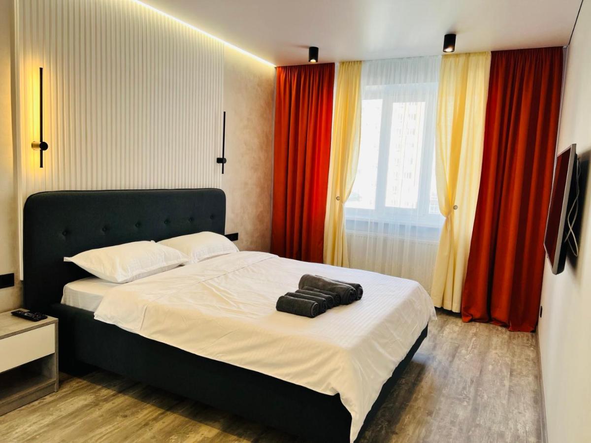 Gold Apartment Vysochana18 伊万诺-弗兰科夫斯克 外观 照片