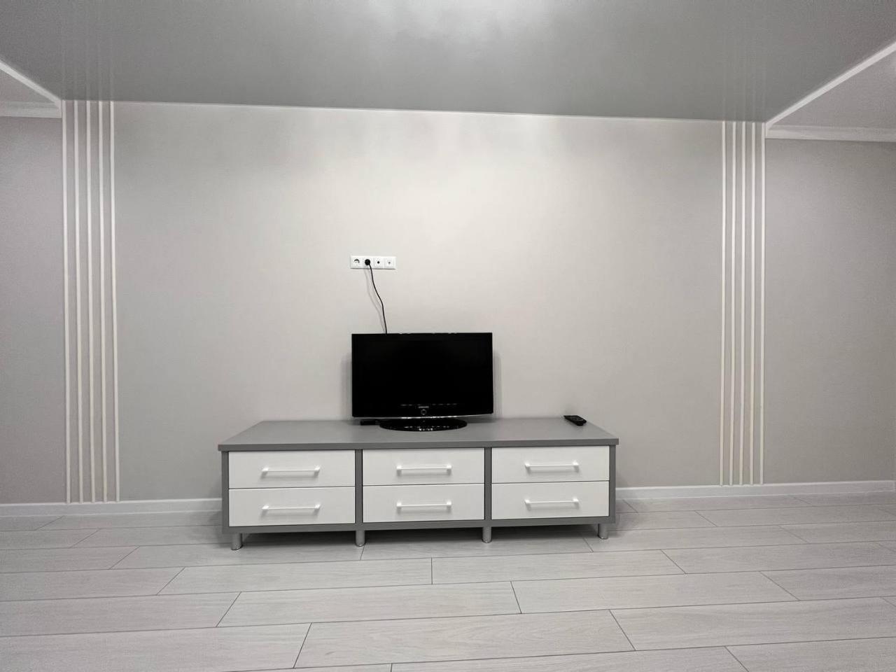 Gold Apartment Vysochana18 伊万诺-弗兰科夫斯克 外观 照片